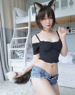 精品爱奴无码一区二区级毛片_720在线播放观看