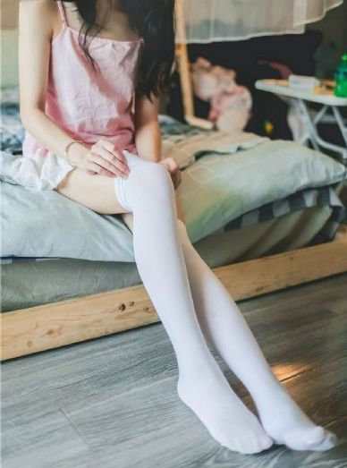 肉色丝袜小早川怜子av_720日韩电影在线