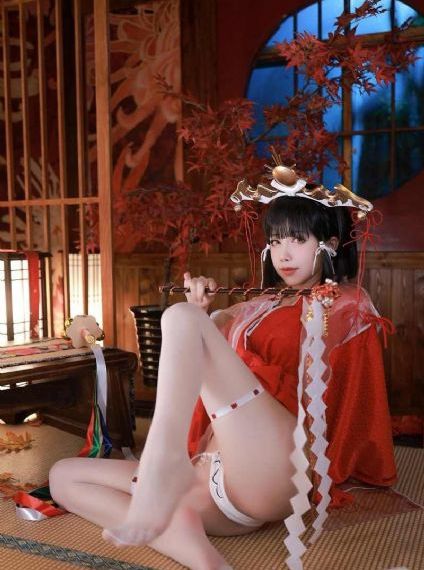 免费看亲嘴扒胸摸屁股激烈_BD韩语神马影院在线