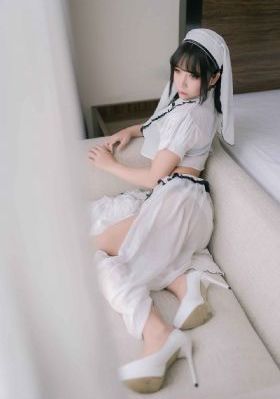 欧美18一19sex性瑜伽_4K电影在线观看